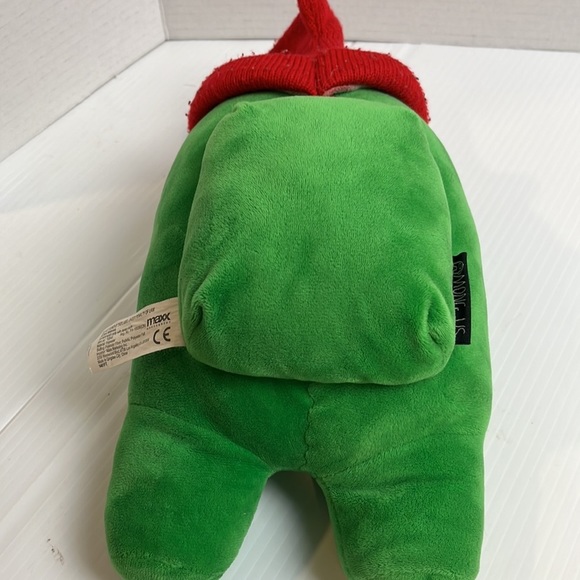 Among Us character green red toque - Picture 4 of 5